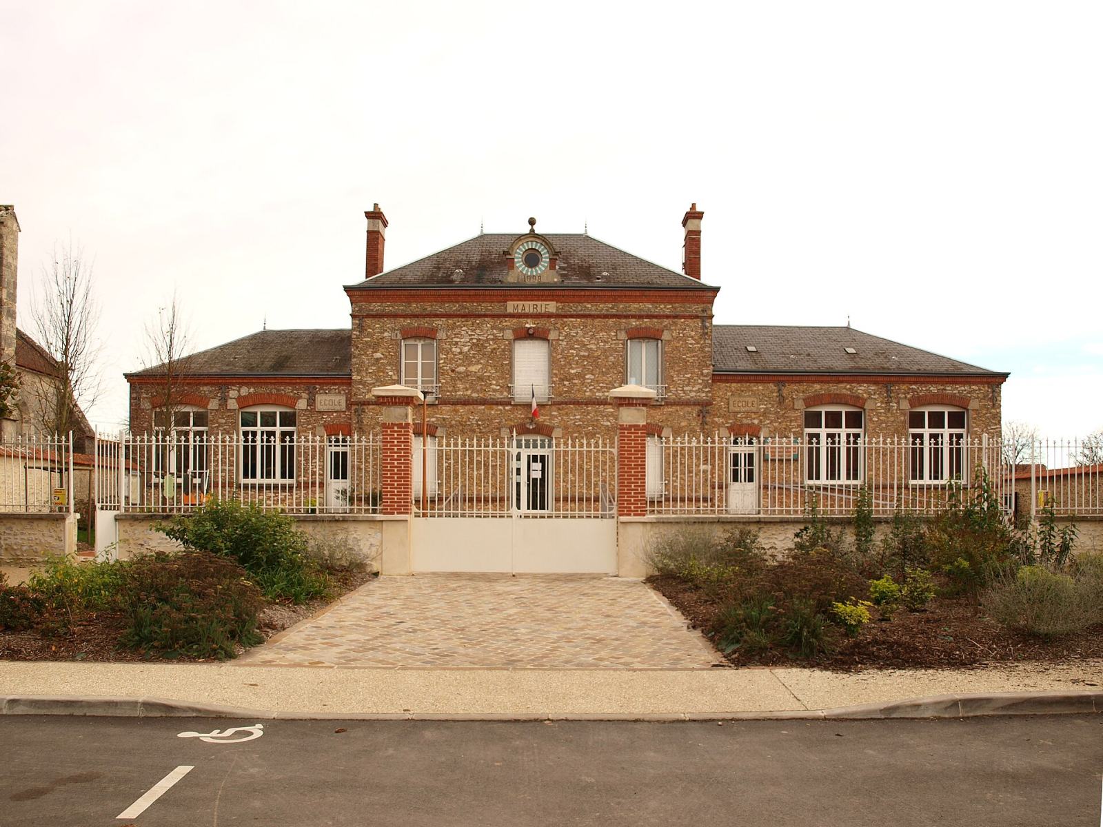 Photo de Authon-la-Plaine