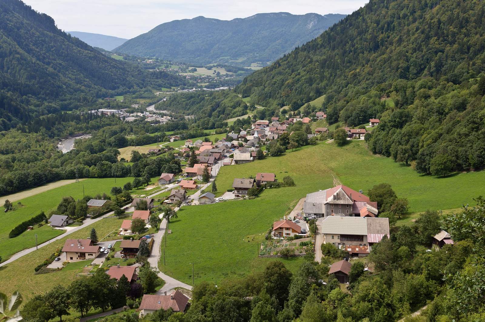 Photo de La Balme-de-Thuy