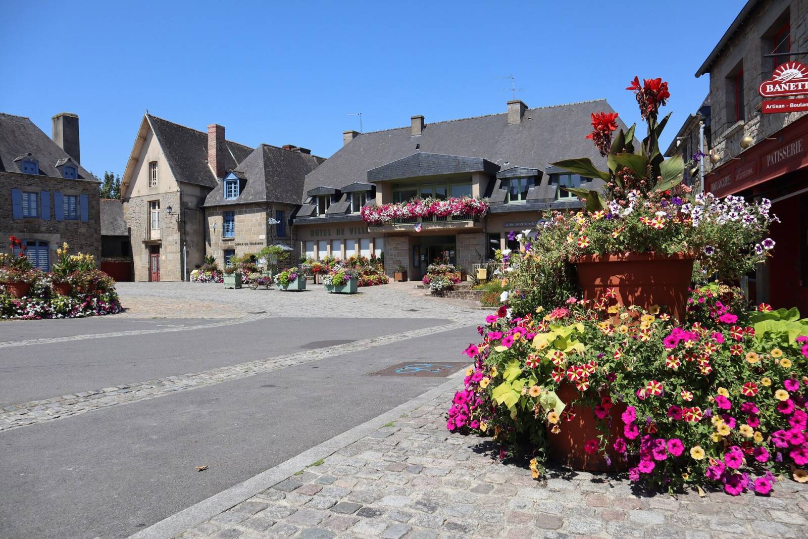 Photo de Bazouges-la-Pérouse