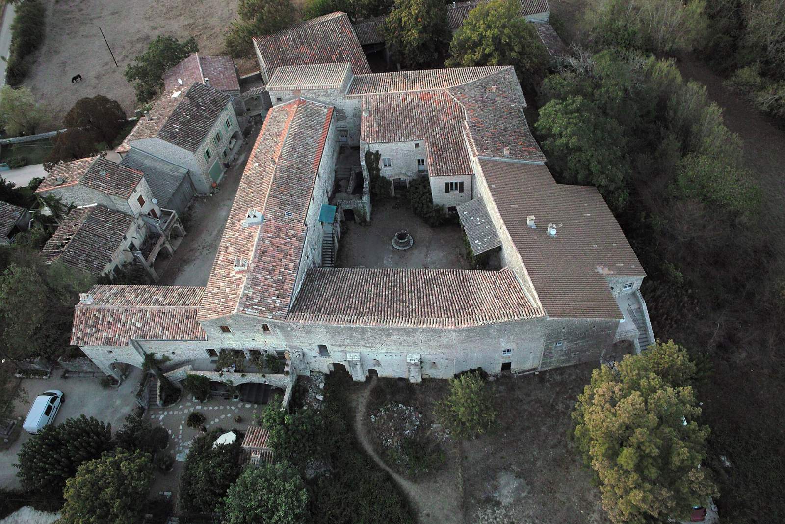Photo de Berrias-et-Casteljau