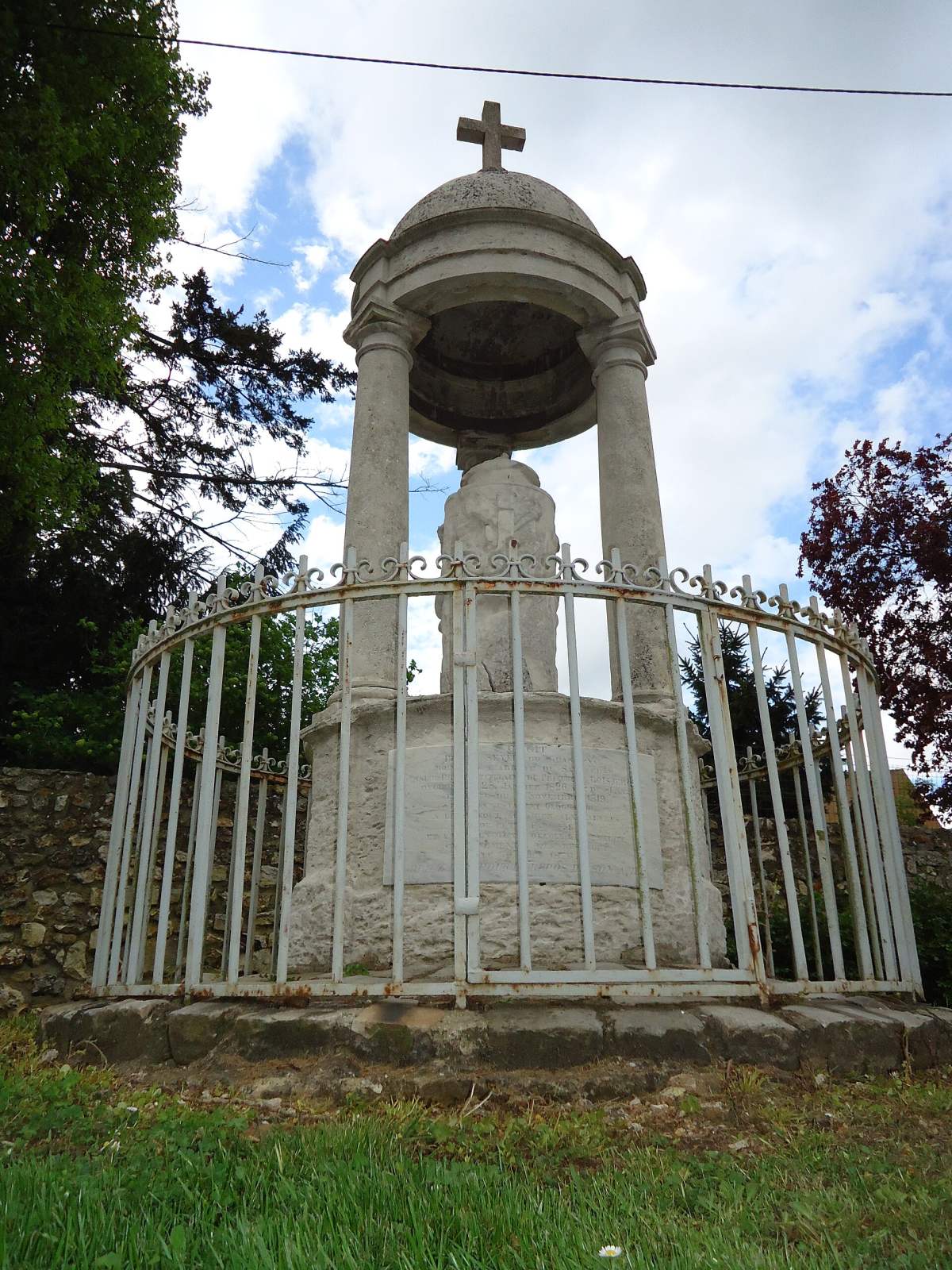 Photo de Bois-Jérôme-Saint-Ouen