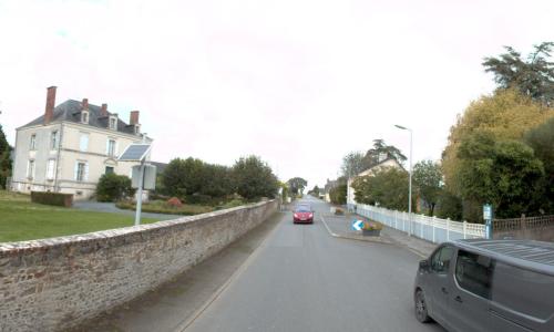 Photo de Brains-sur-les-Marches