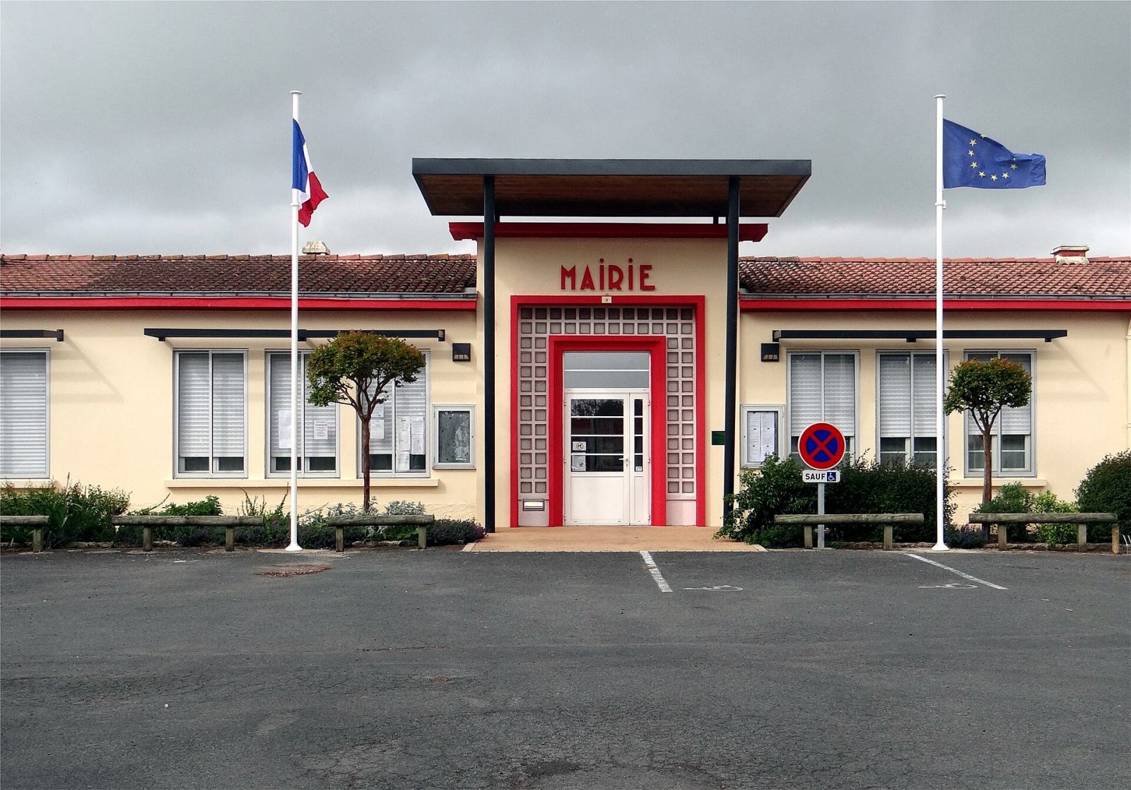 Photo de Champagné-les-Marais