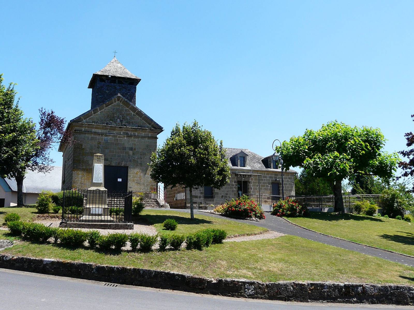 Photo de La Chapelle-aux-Brocs