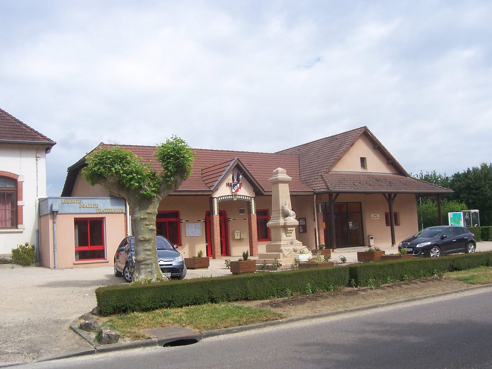 Photo de La Chapelle-Naude
