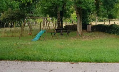 Photo de Charmes-en-l'Angle