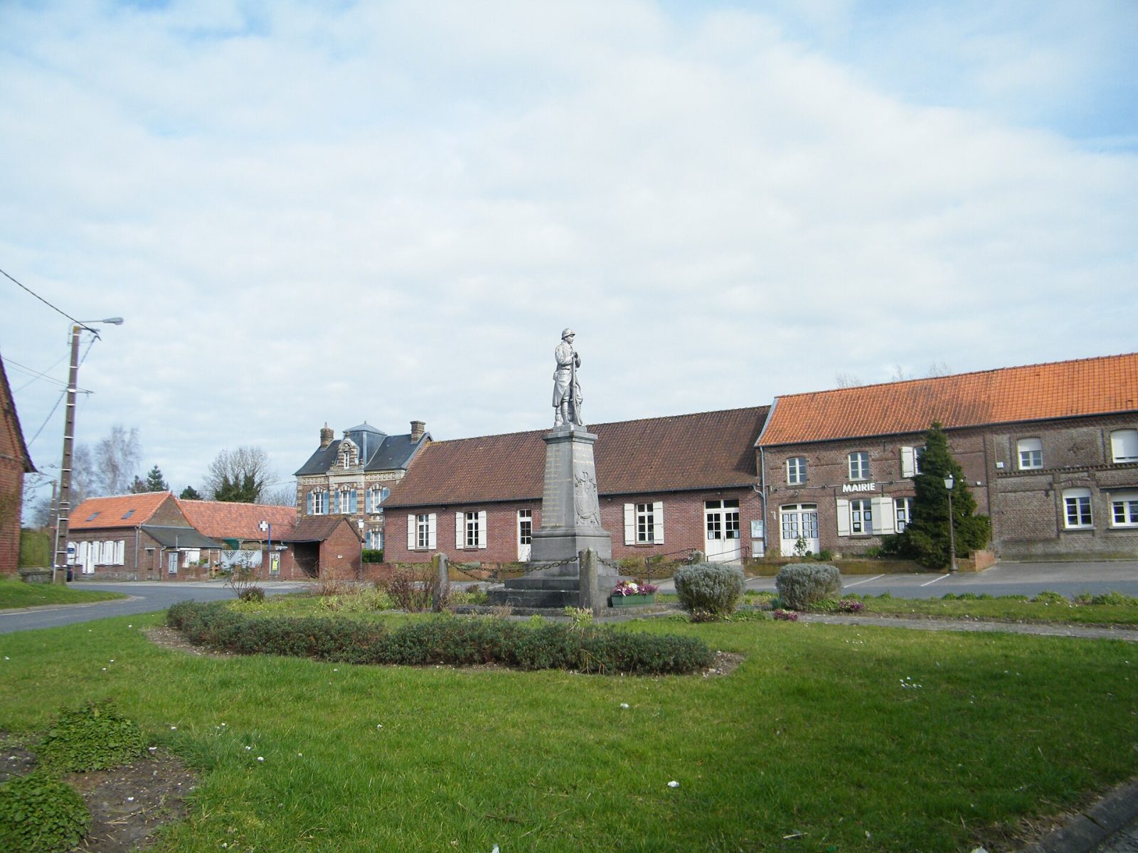 Photo de Estrées-lès-Crécy