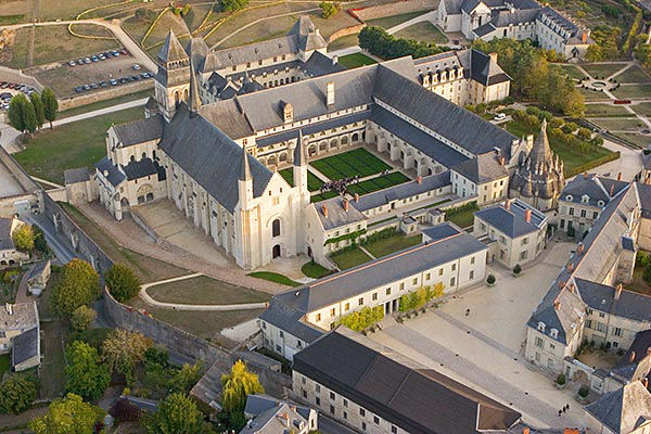 Photo de Fontevraud-l'Abbaye