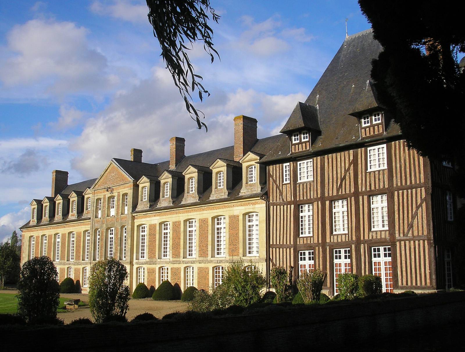 Photo de Grandchamp-le-Château
