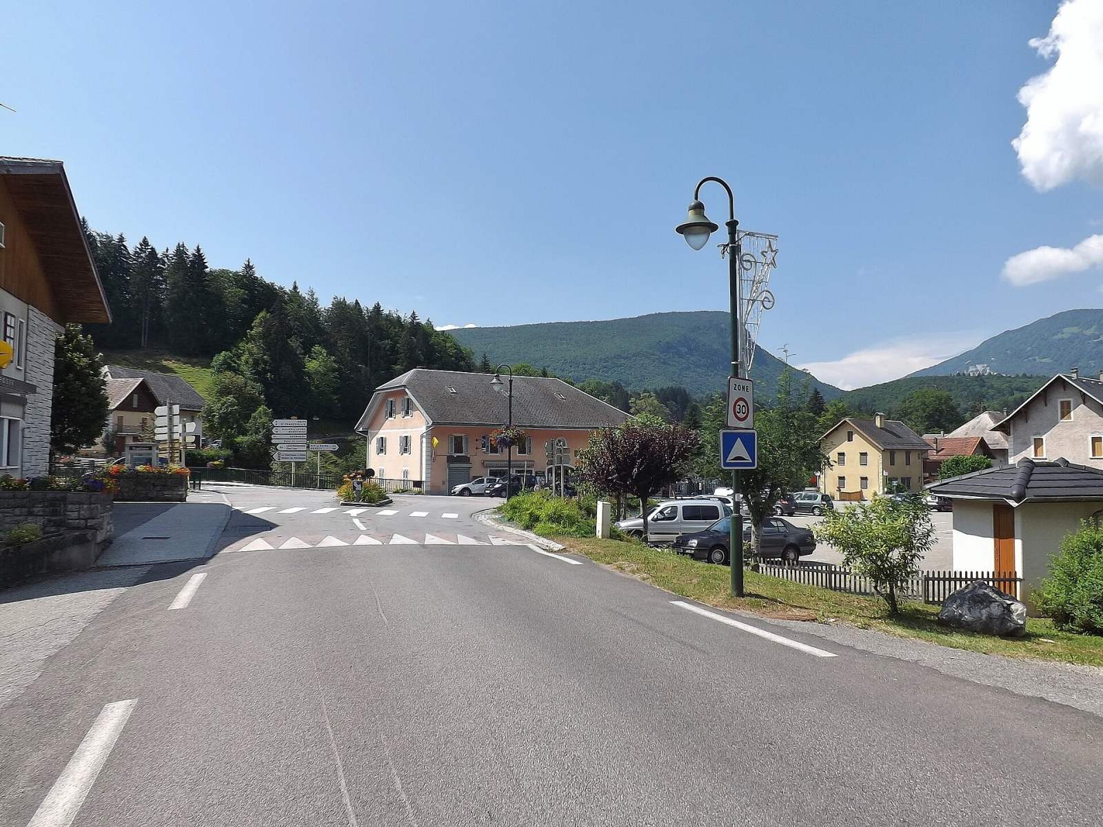 Photo de Lescheraines