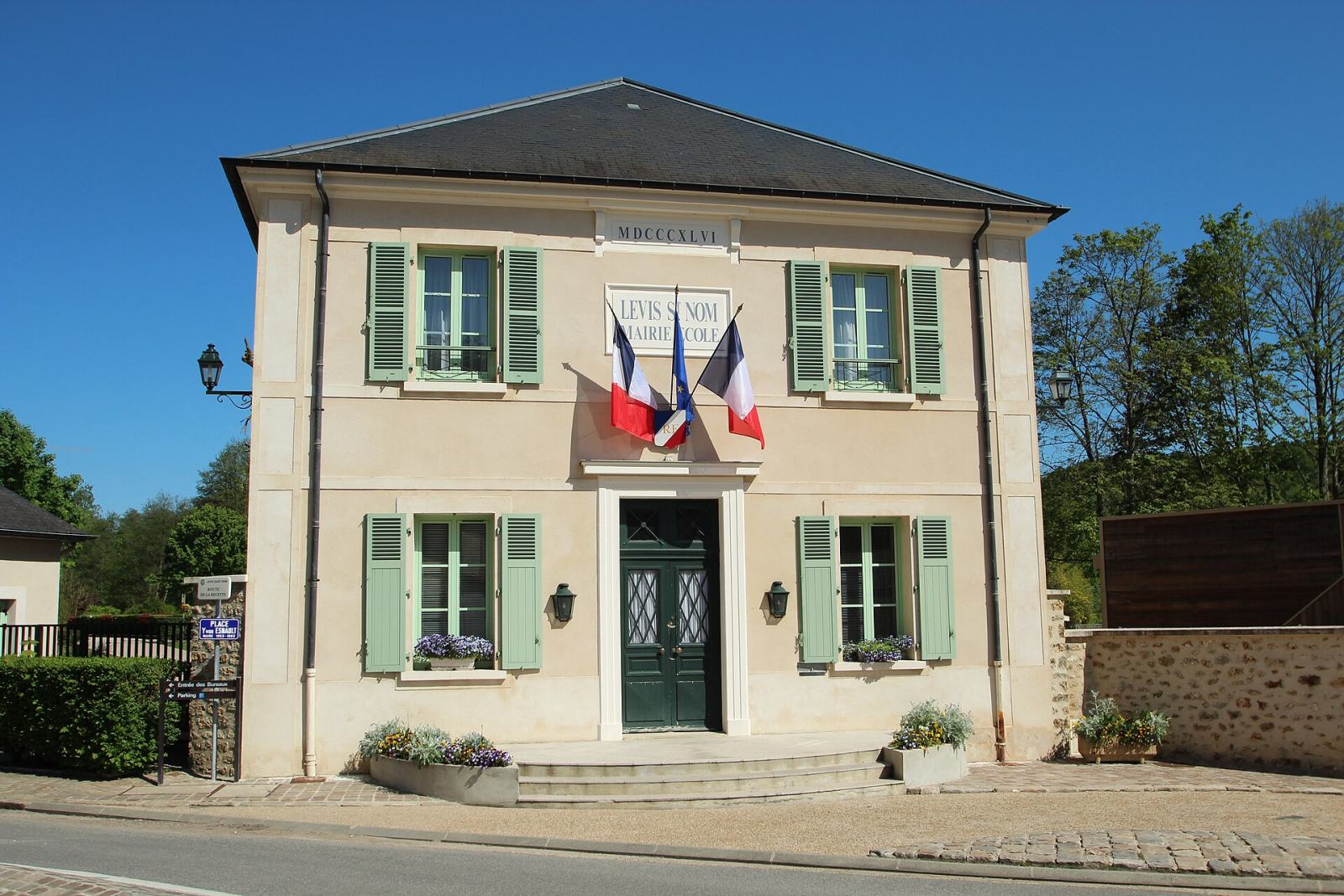 Photo de Lévis-Saint-Nom