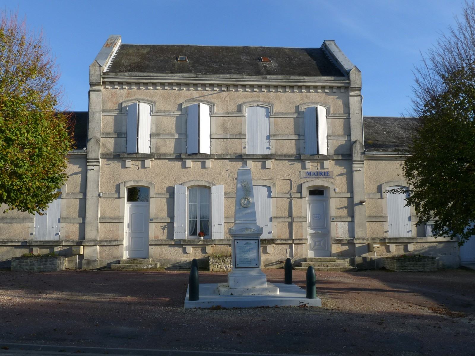 Photo de Louzignac