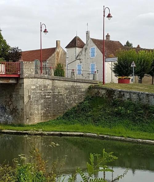 Photo de Lucy-sur-Yonne
