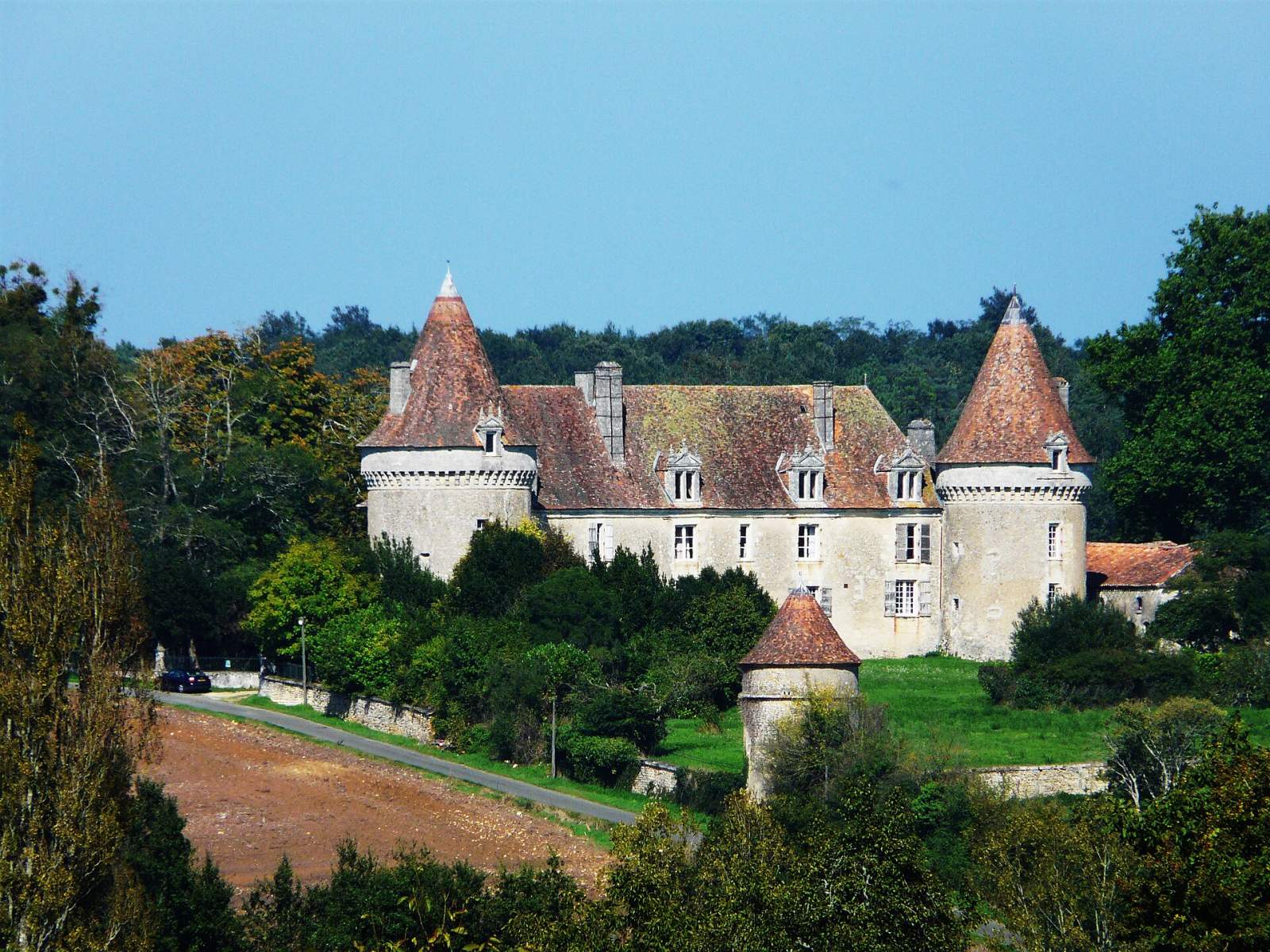 Photo de Lussas-et-Nontronneau
