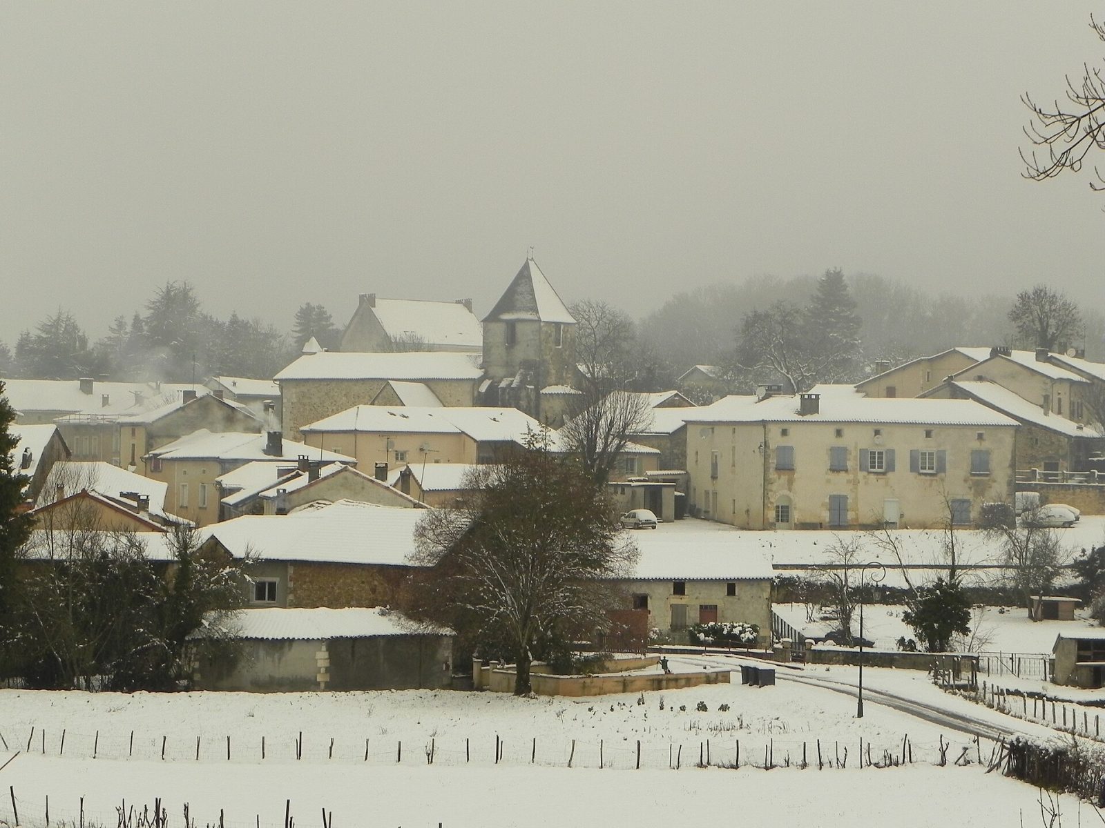 Photo de Milhac-de-Nontron