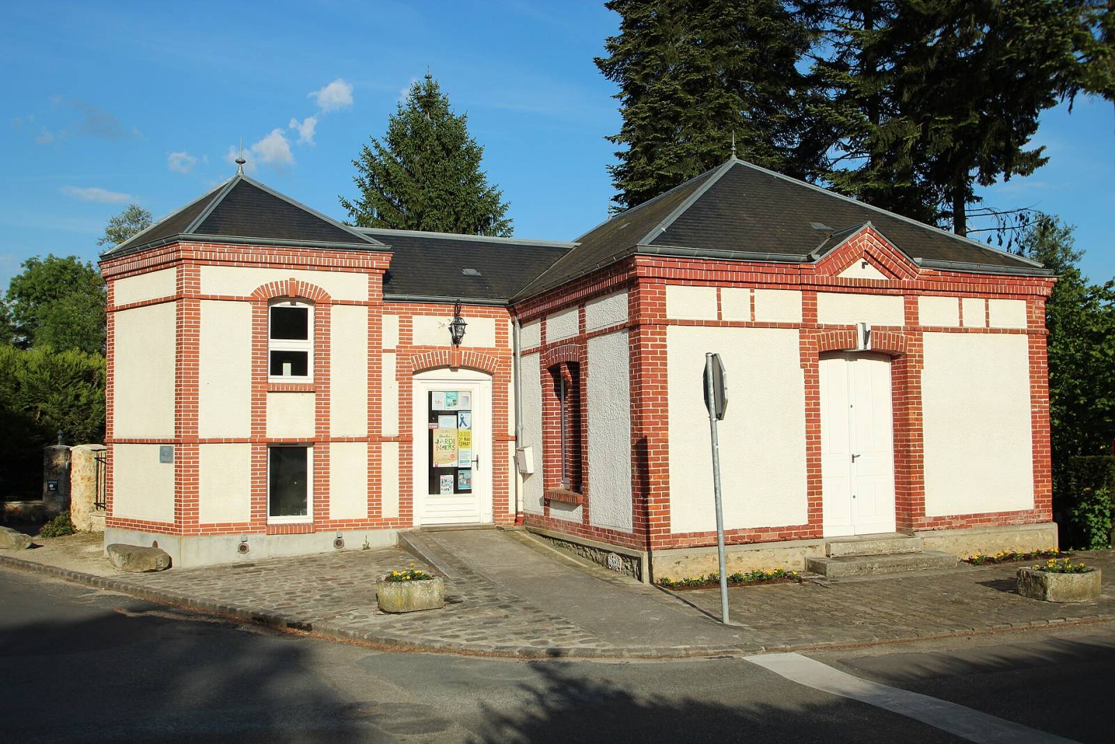 Photo de Milon-la-Chapelle