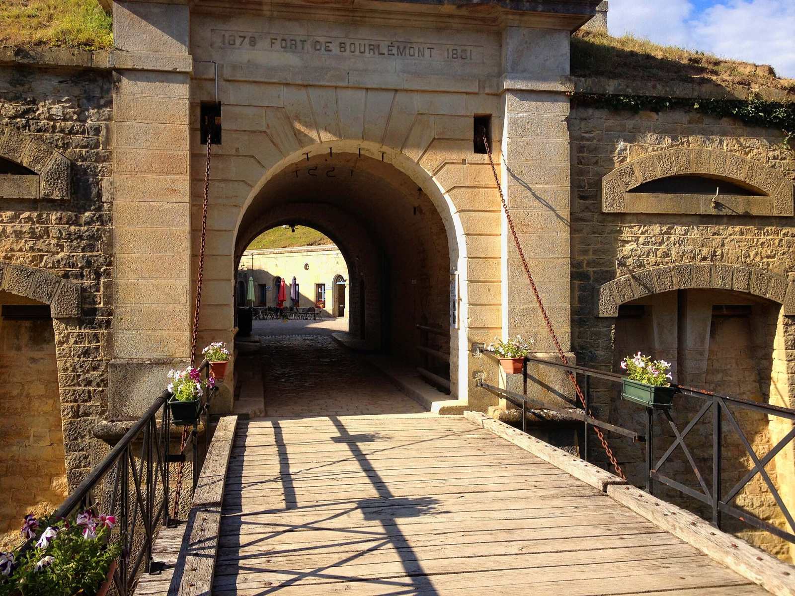Photo de Mont-lès-Neufchâteau
