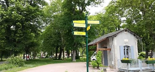 Photo de Montaigu-le-Blin