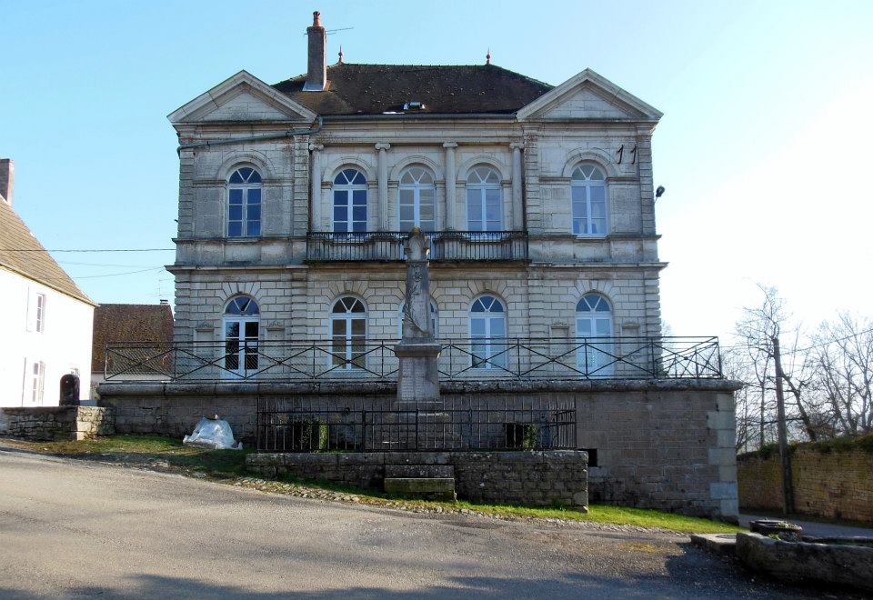 Photo de Montmirey-le-Château
