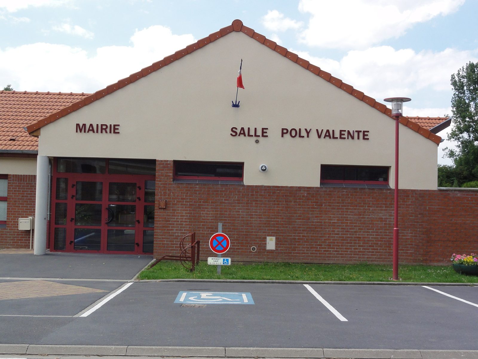 Photo de Montrécourt