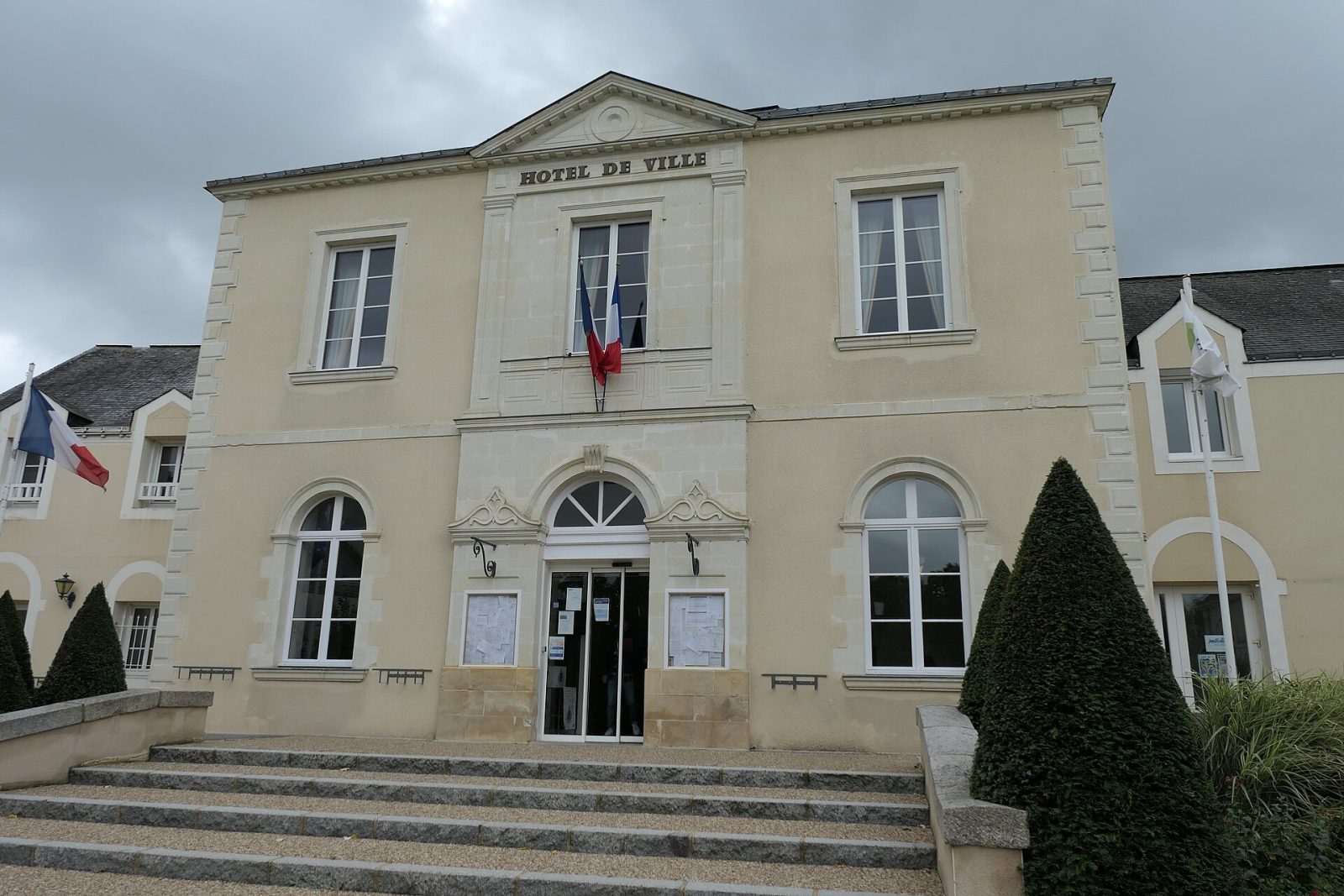 Photo de Montsûrs