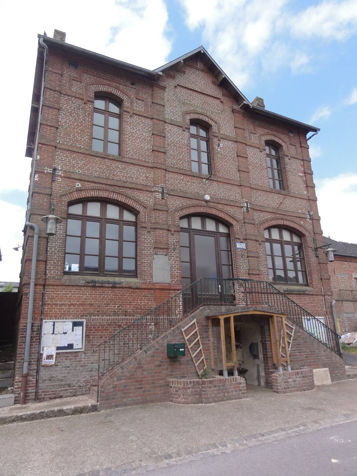 Photo de Nampcelles-la-Cour