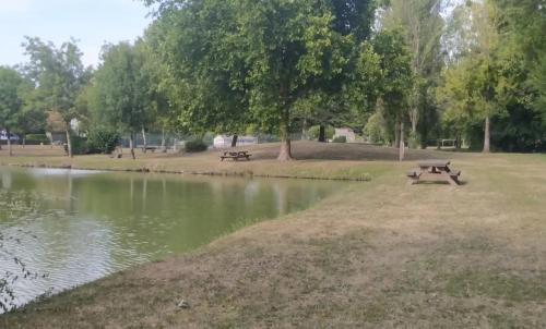 Photo de Neuilly-le-Brignon
