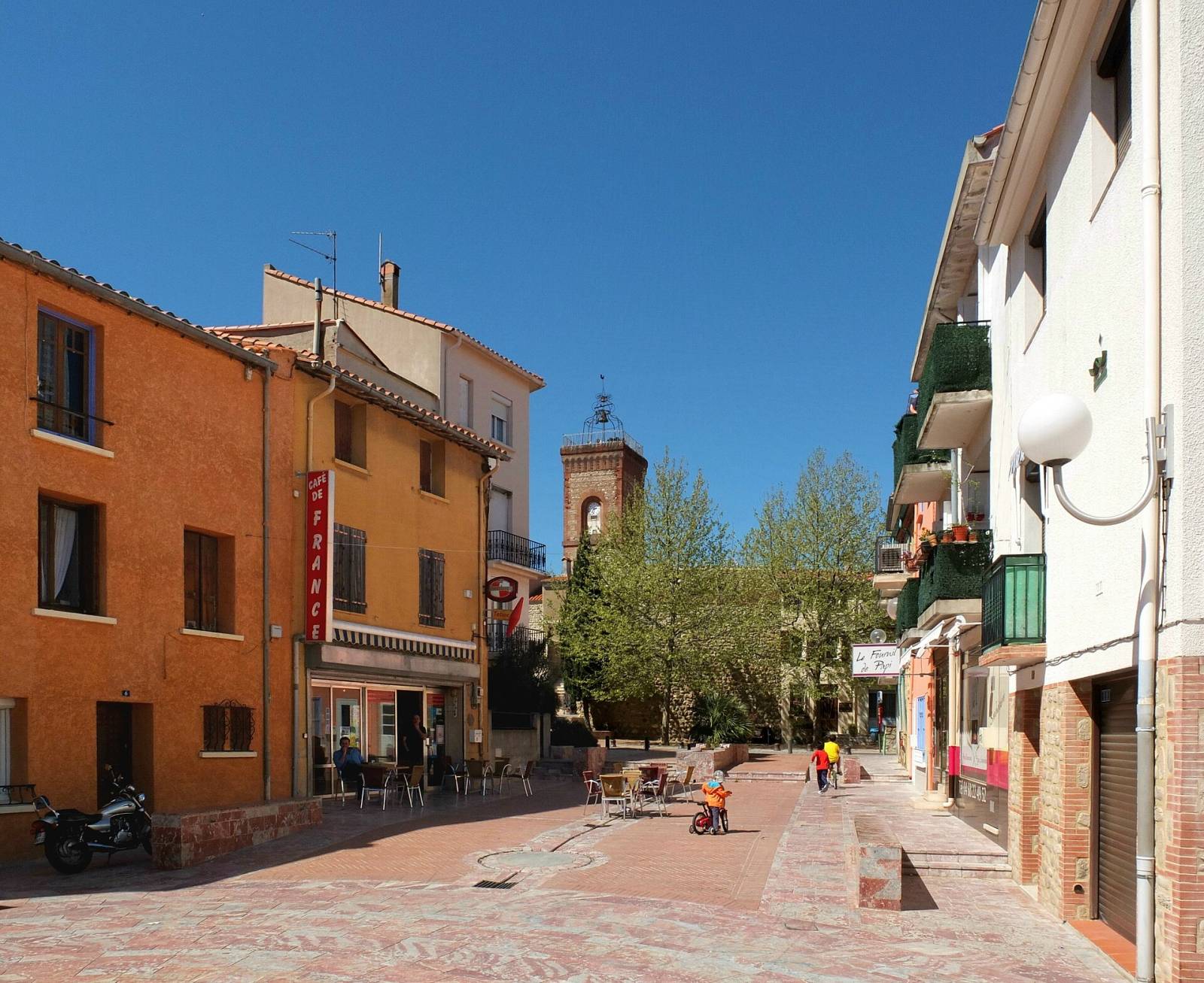 Photo de Palau-del-Vidre