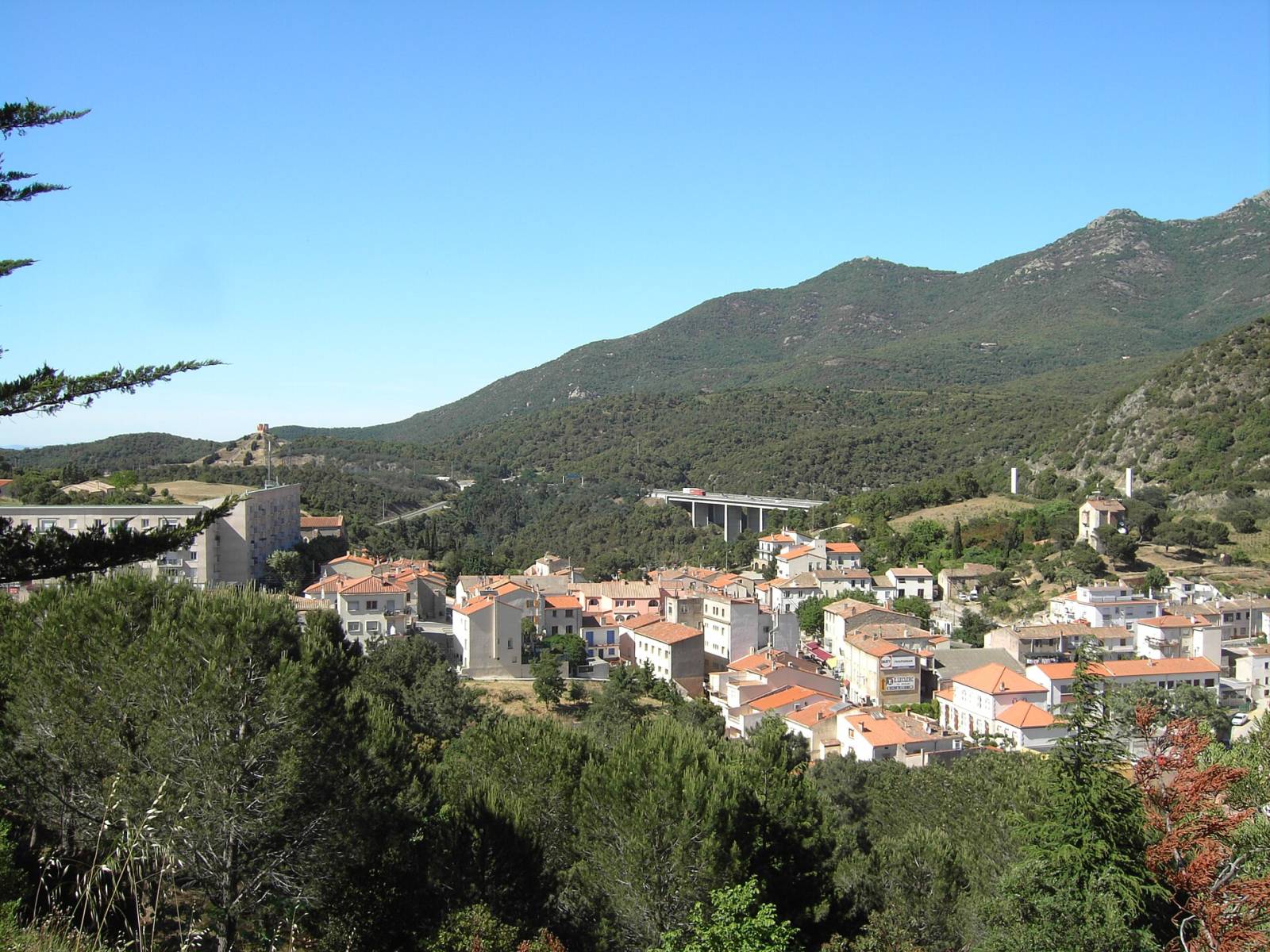 Photo de Le Perthus