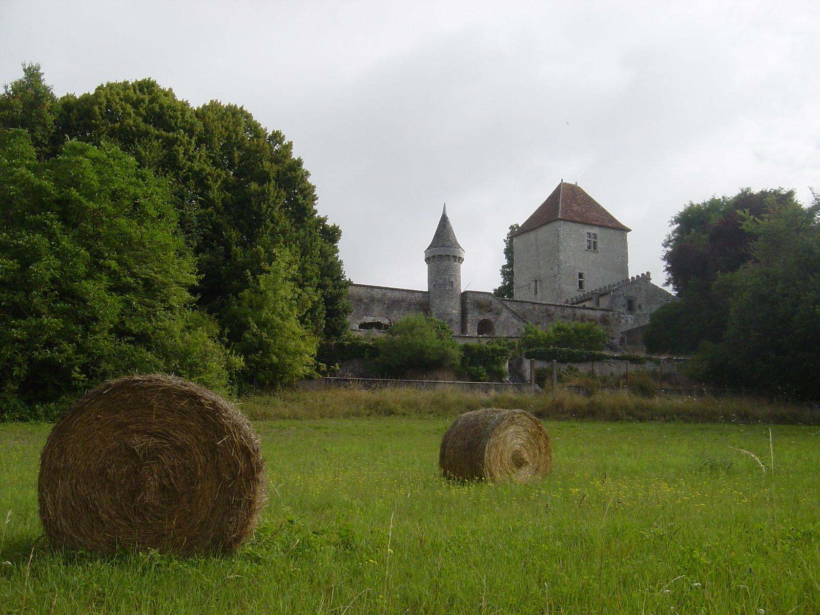 Photo de Saint-Cyran-du-Jambot