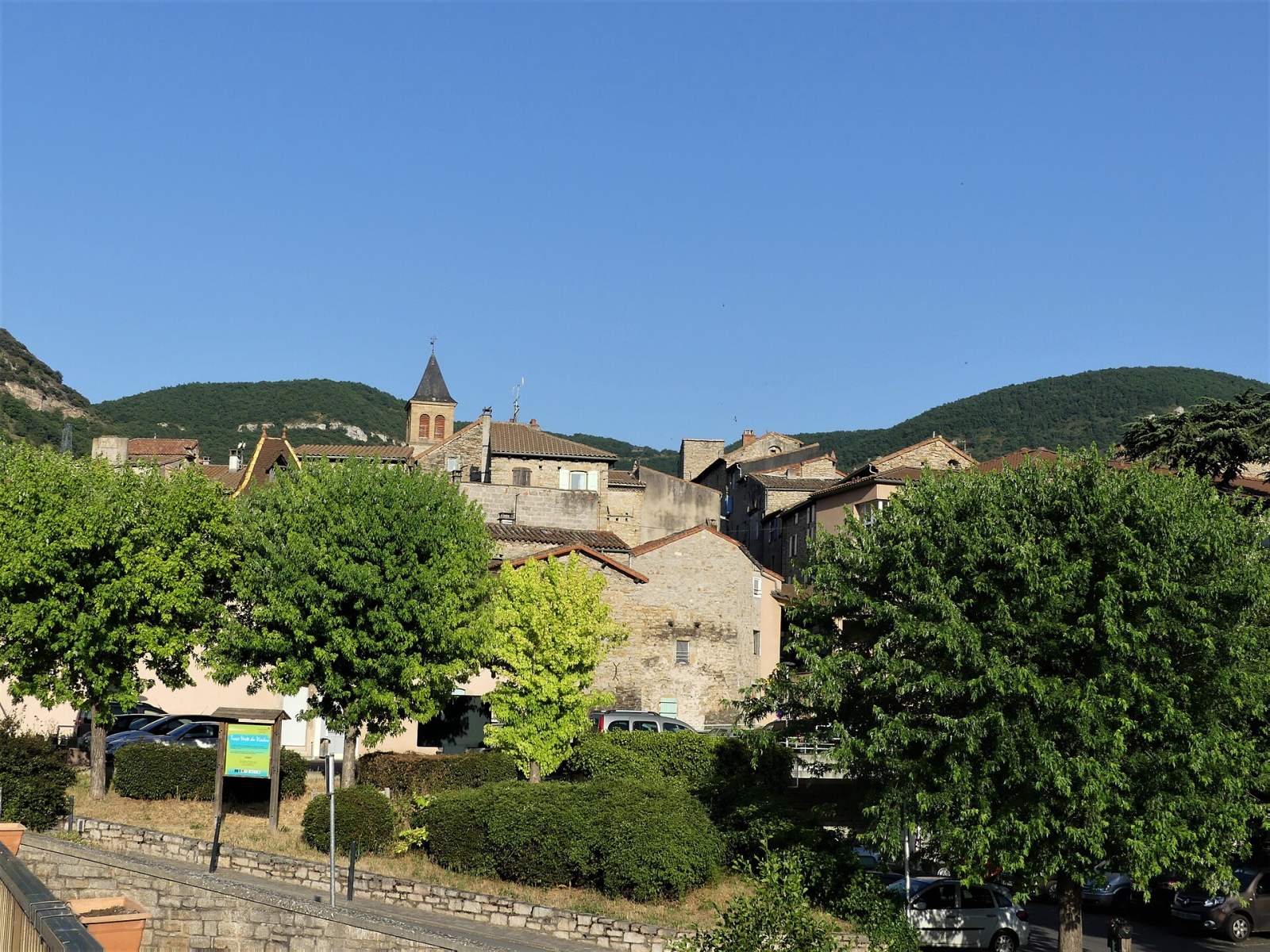 Photo de Saint-Georges-de-Luzençon