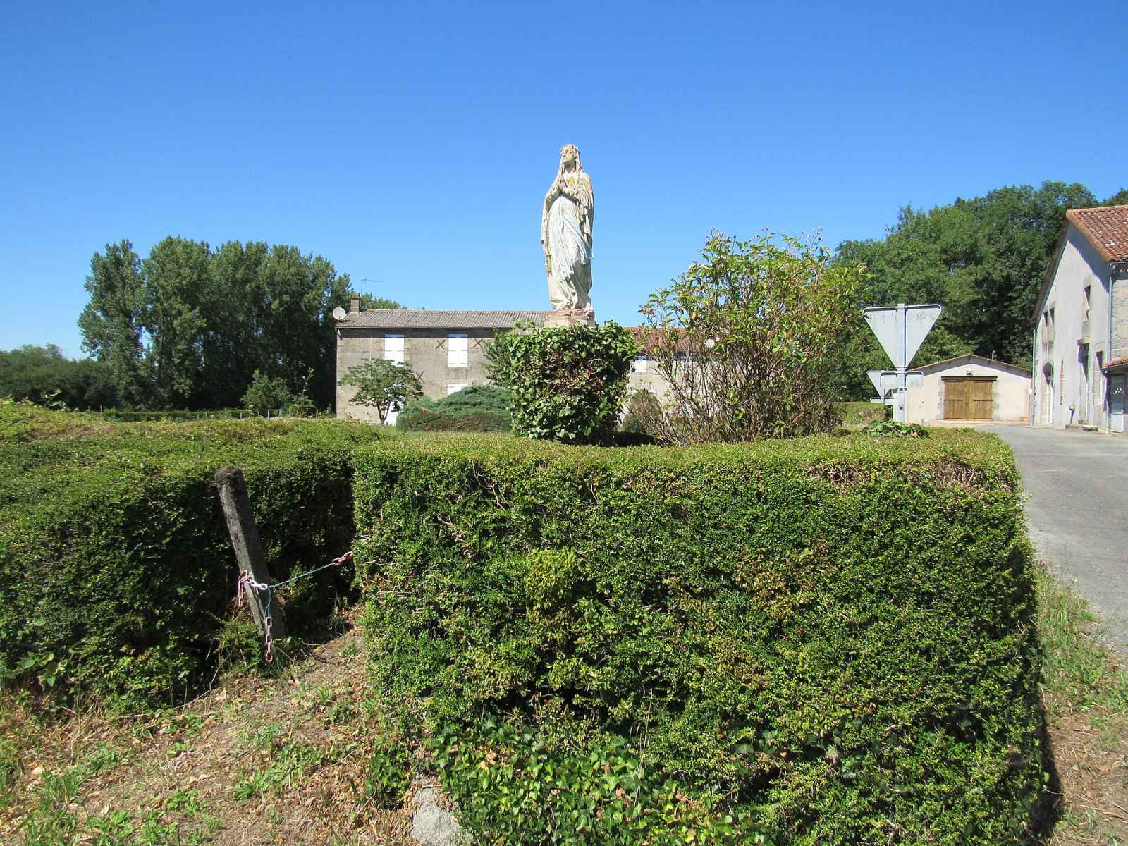 Photo de Saint-Jouin-de-Milly