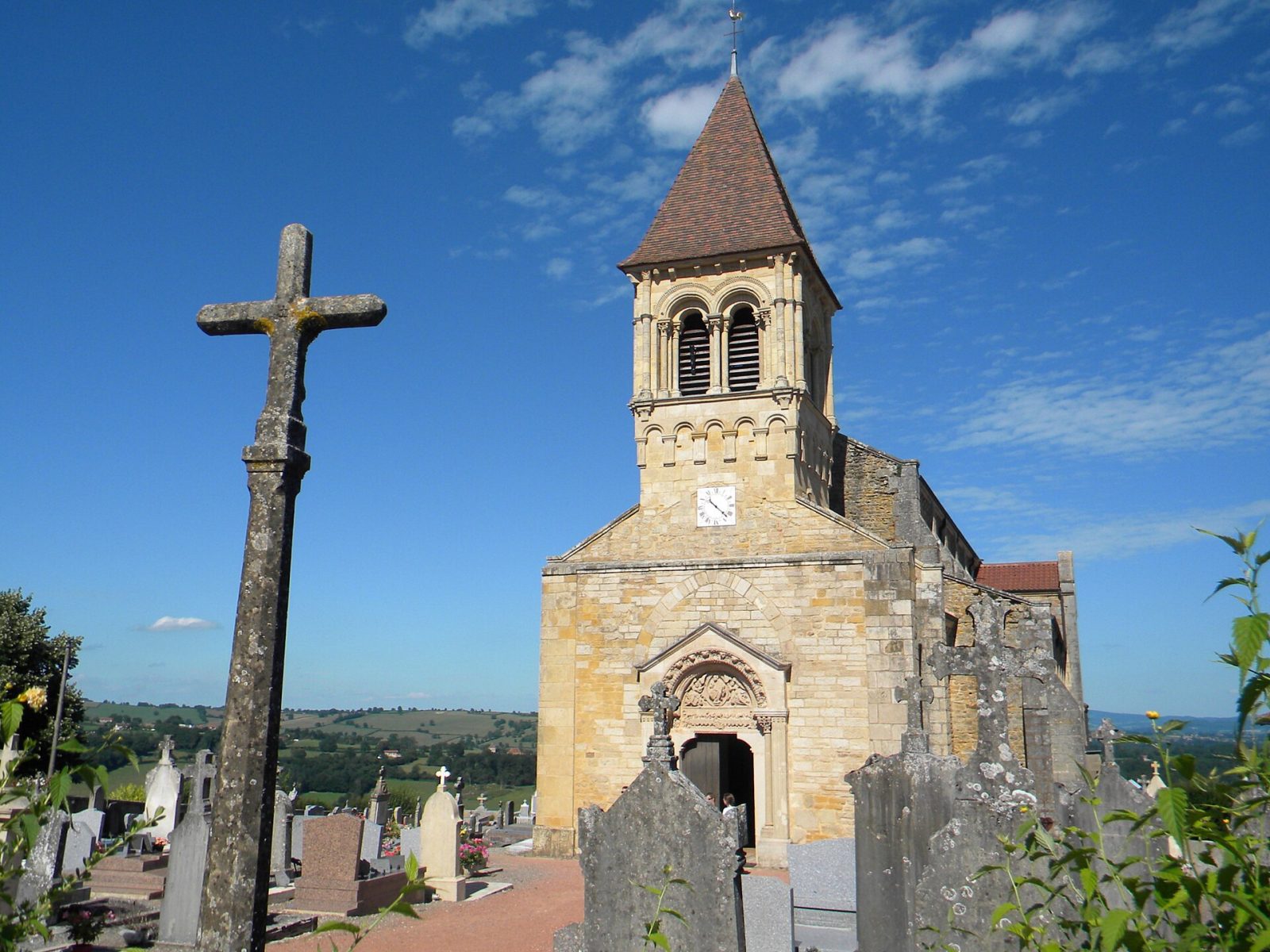 Photo de Saint-Julien-de-Jonzy