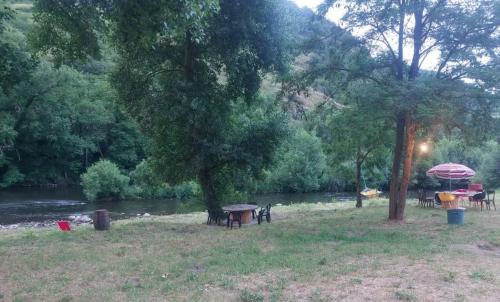 Photo de Saint-Julien-des-Chazes