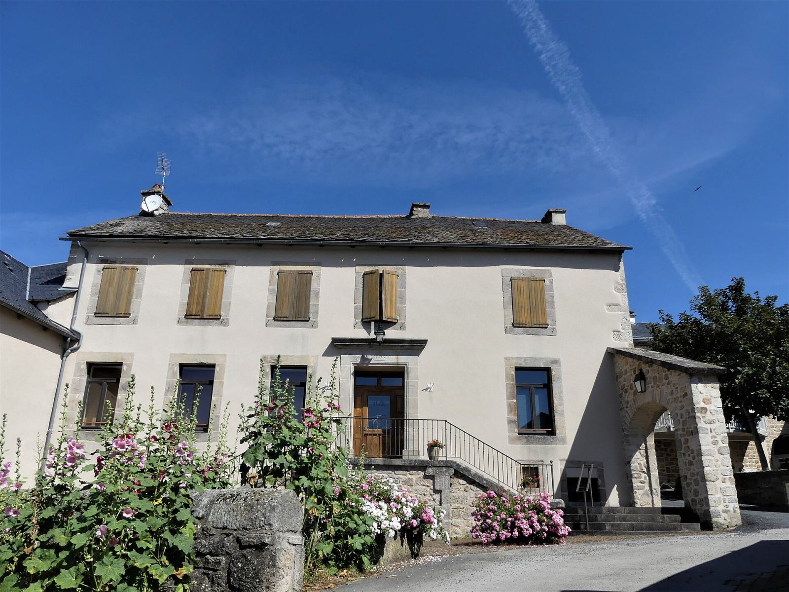 Photo de Saint-Laurent-de-Lévézou