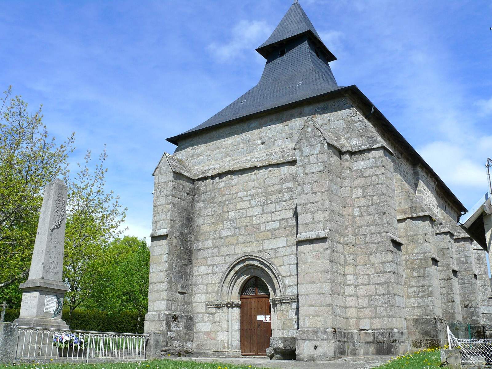Photo de Saint-Marc-à-Loubaud