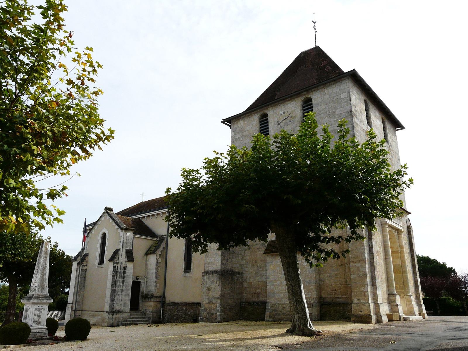 Photo de Saint-Martial-d'Artenset