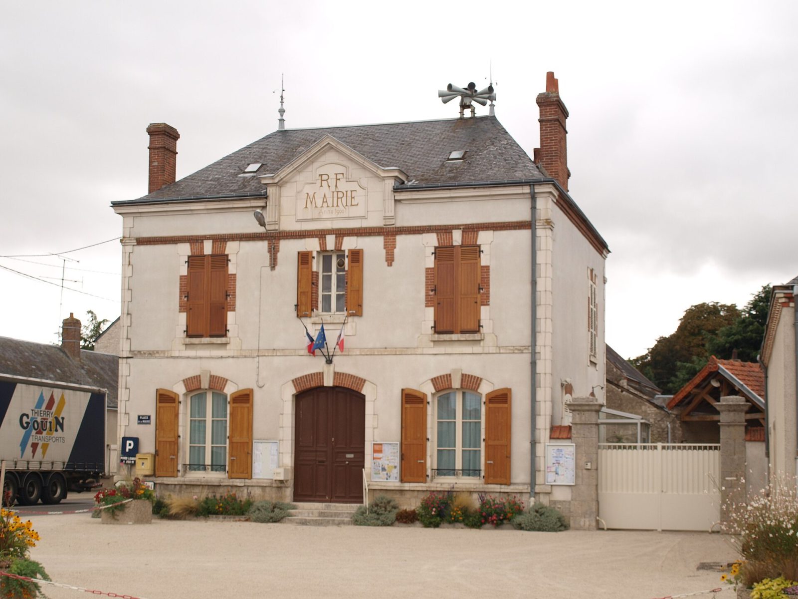 Photo de Saint-Péravy-la-Colombe