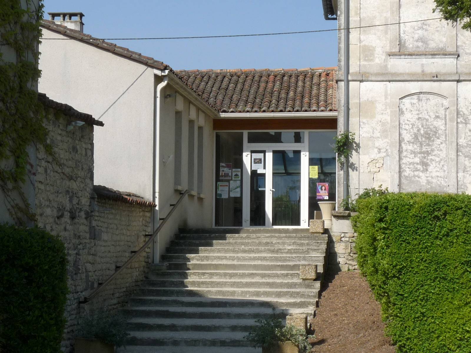 Photo de Salles-d'Angles
