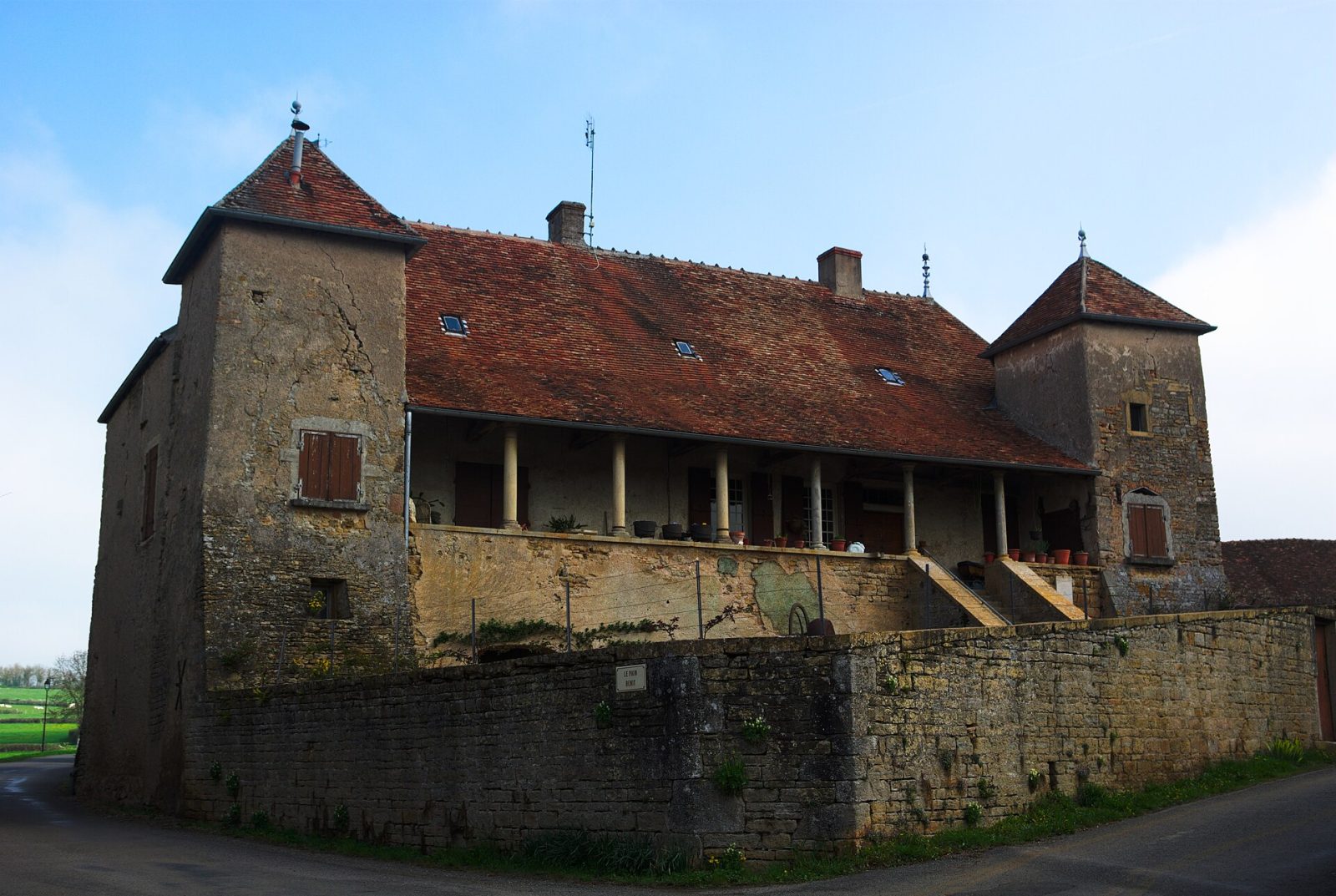 Photo de Sigy-le-Châtel