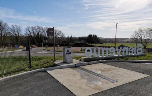 Photo de Suilly-la-Tour