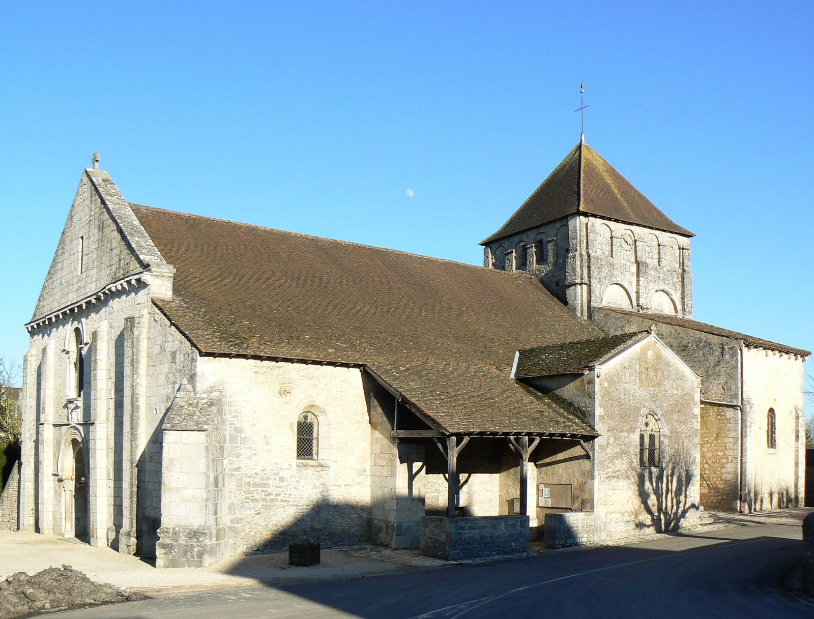 Photo de Usson-du-Poitou