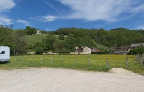 Photo de Vaux-en-Bugey