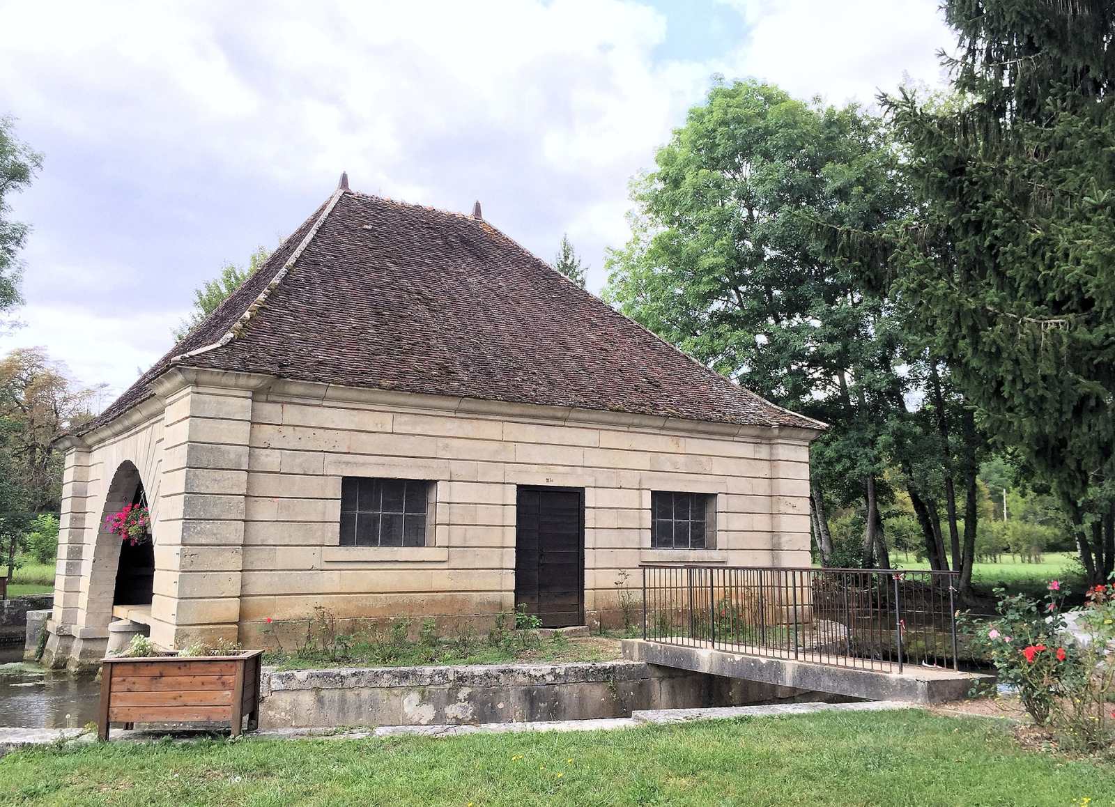 Photo de Voutenay-sur-Cure