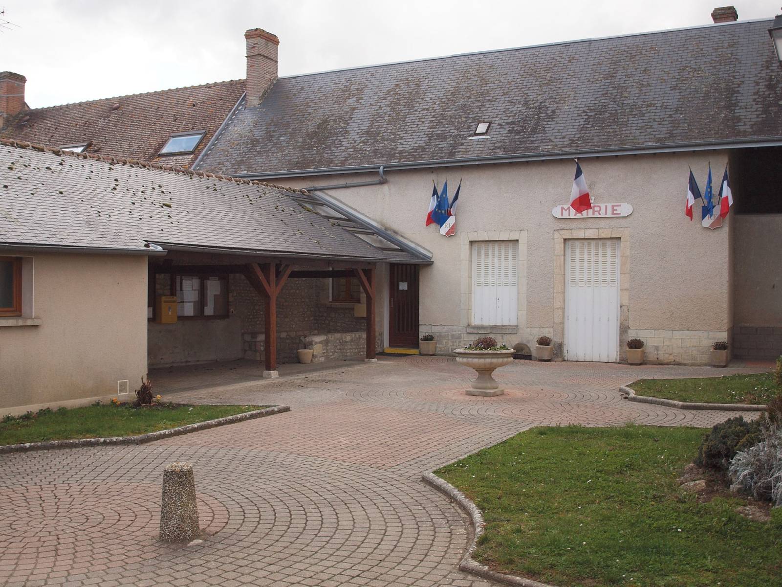 Photo de Yèvre-la-Ville